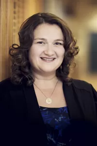 Dr. Amy Warren